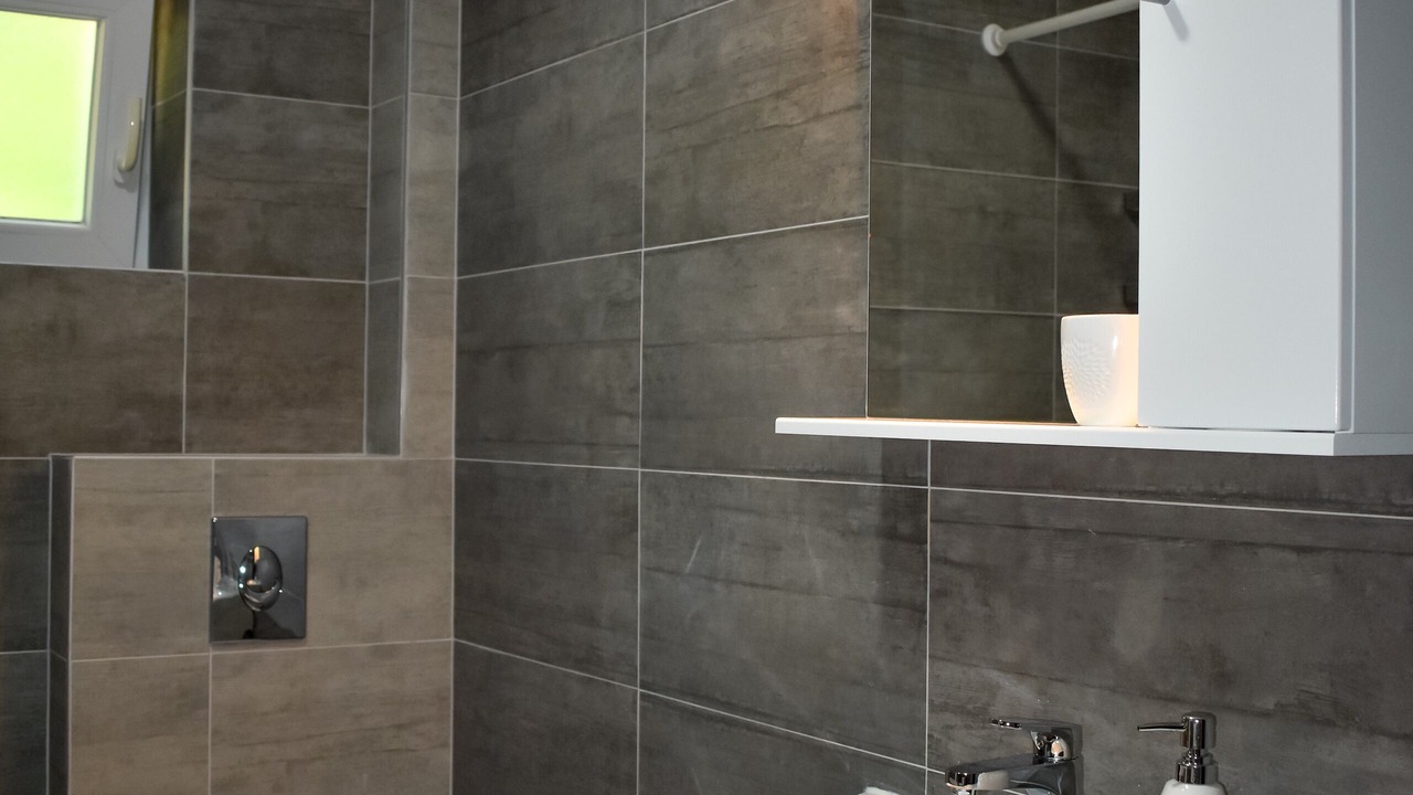 Photo of Bathroom in Neoric