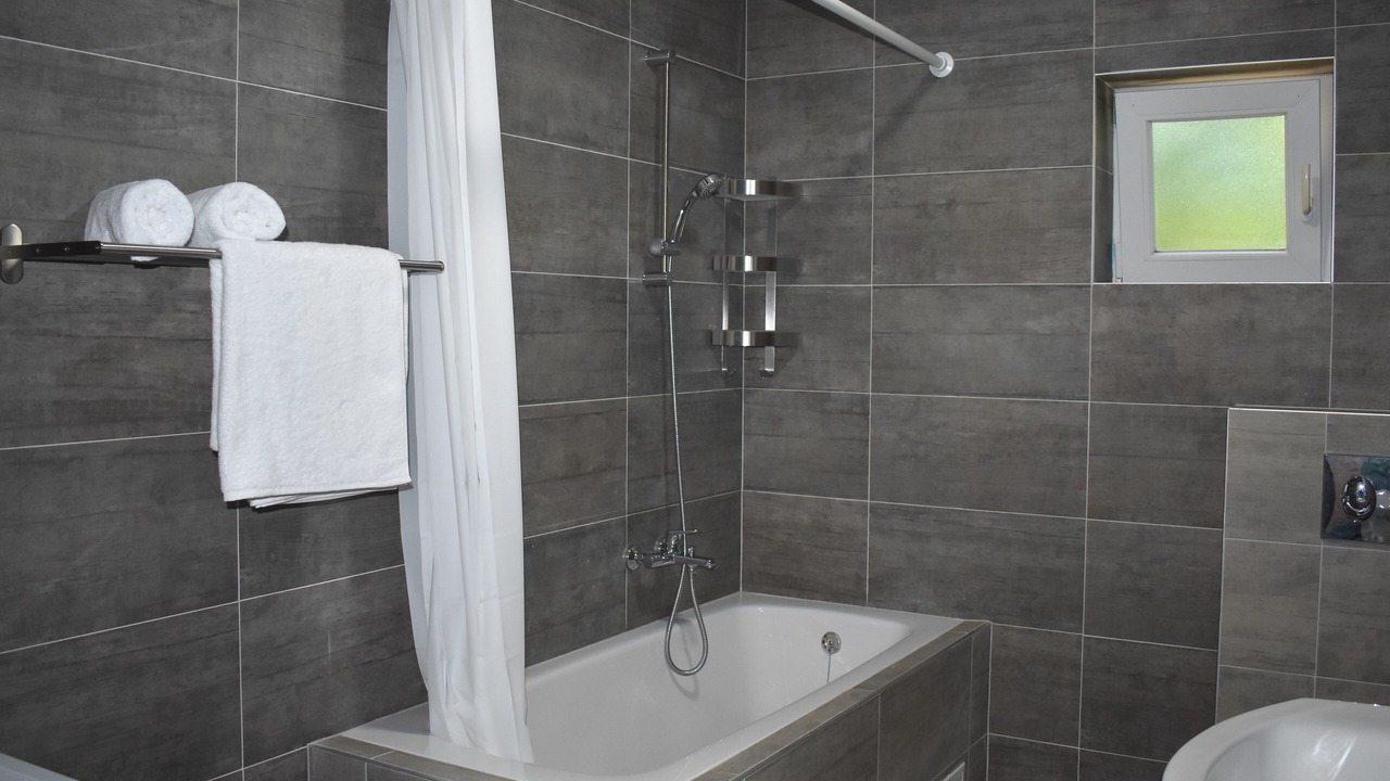 Photo of Bathroom in Neoric