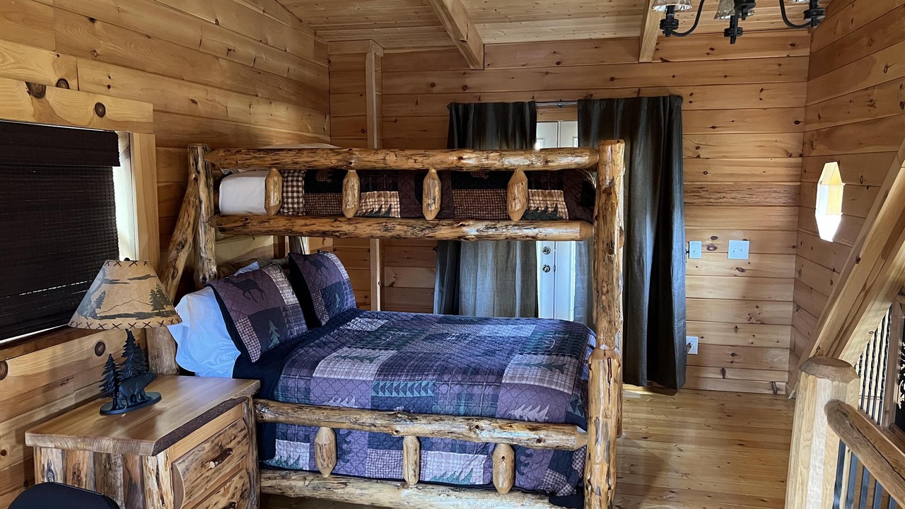 Photo of Bedroom in Beattyville
