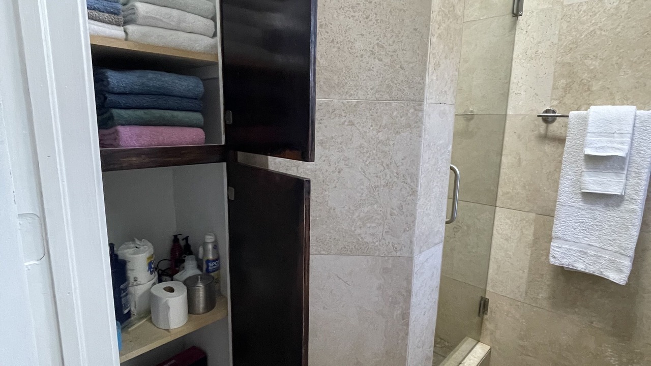 Photo of Bathroom in Egypt Lake-Leto