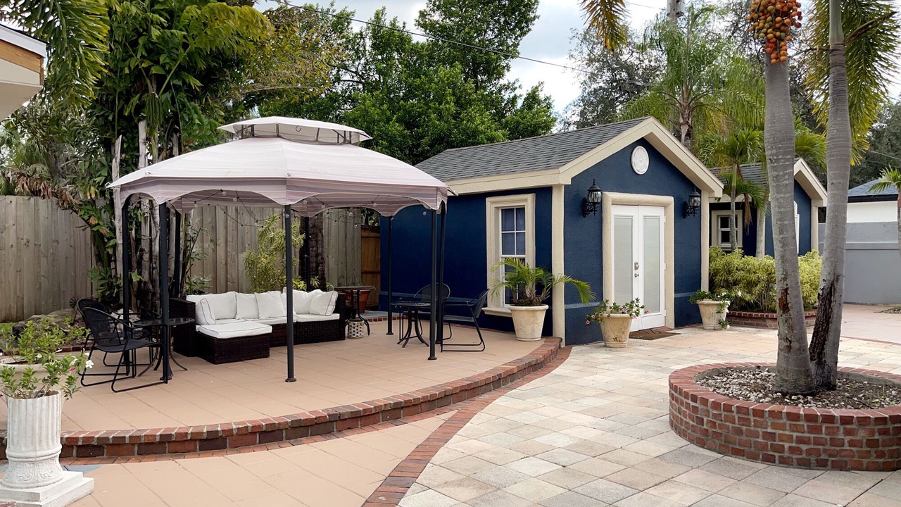 Photo of Patio Balcony in Egypt Lake-Leto