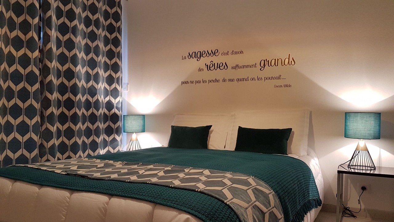 Photo of Bedroom in Saint-Julien-de-Peyrolas