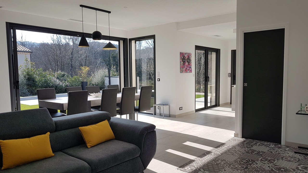 Photo of Livingroom in Saint-Julien-de-Peyrolas