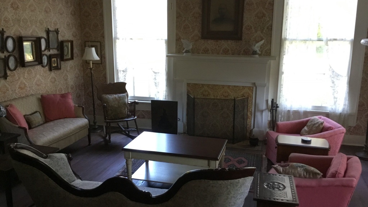 Photo of Livingroom in Keatchie