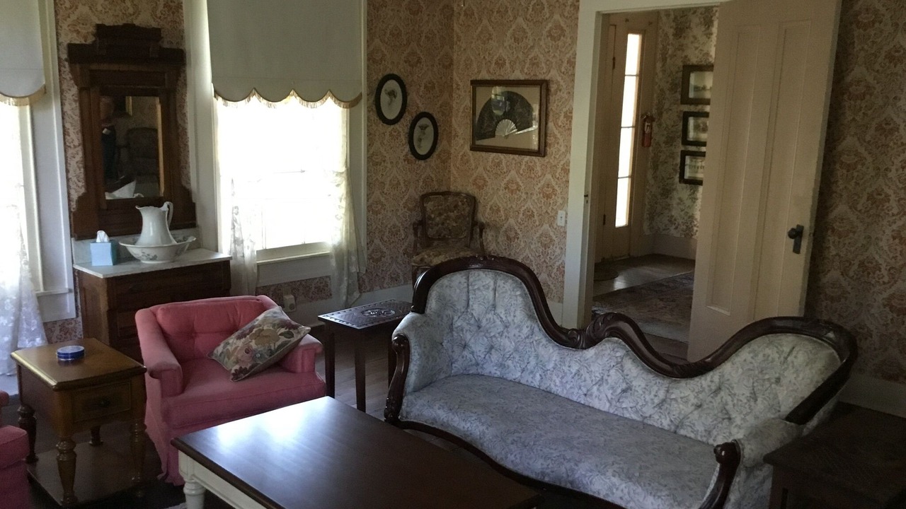 Photo of Livingroom in Keatchie