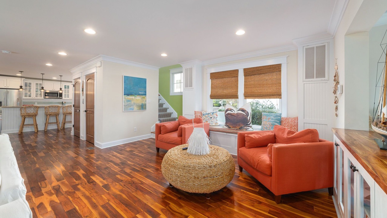 Photo of Livingroom in Northeast Virginia Beach
