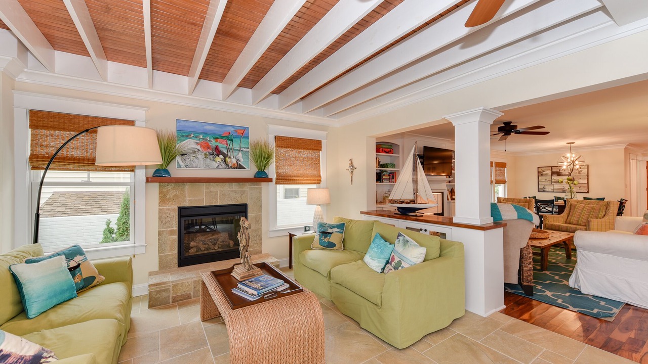 Photo of Livingroom in Northeast Virginia Beach