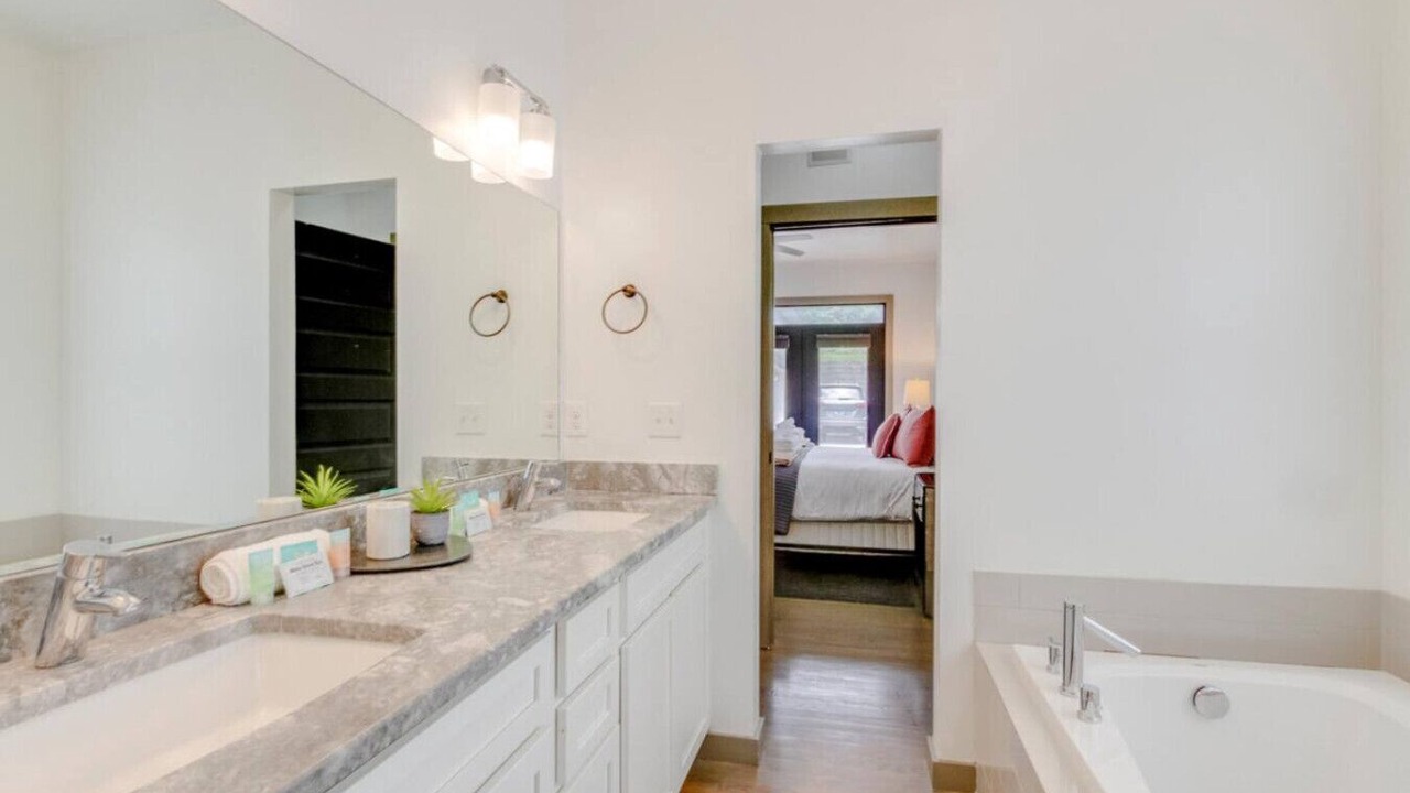 Photo of Bathroom in South Nashville