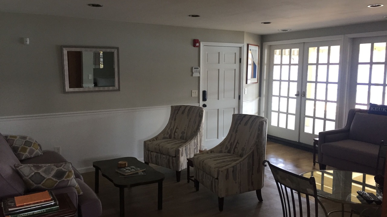Photo of Livingroom in Hammondsport