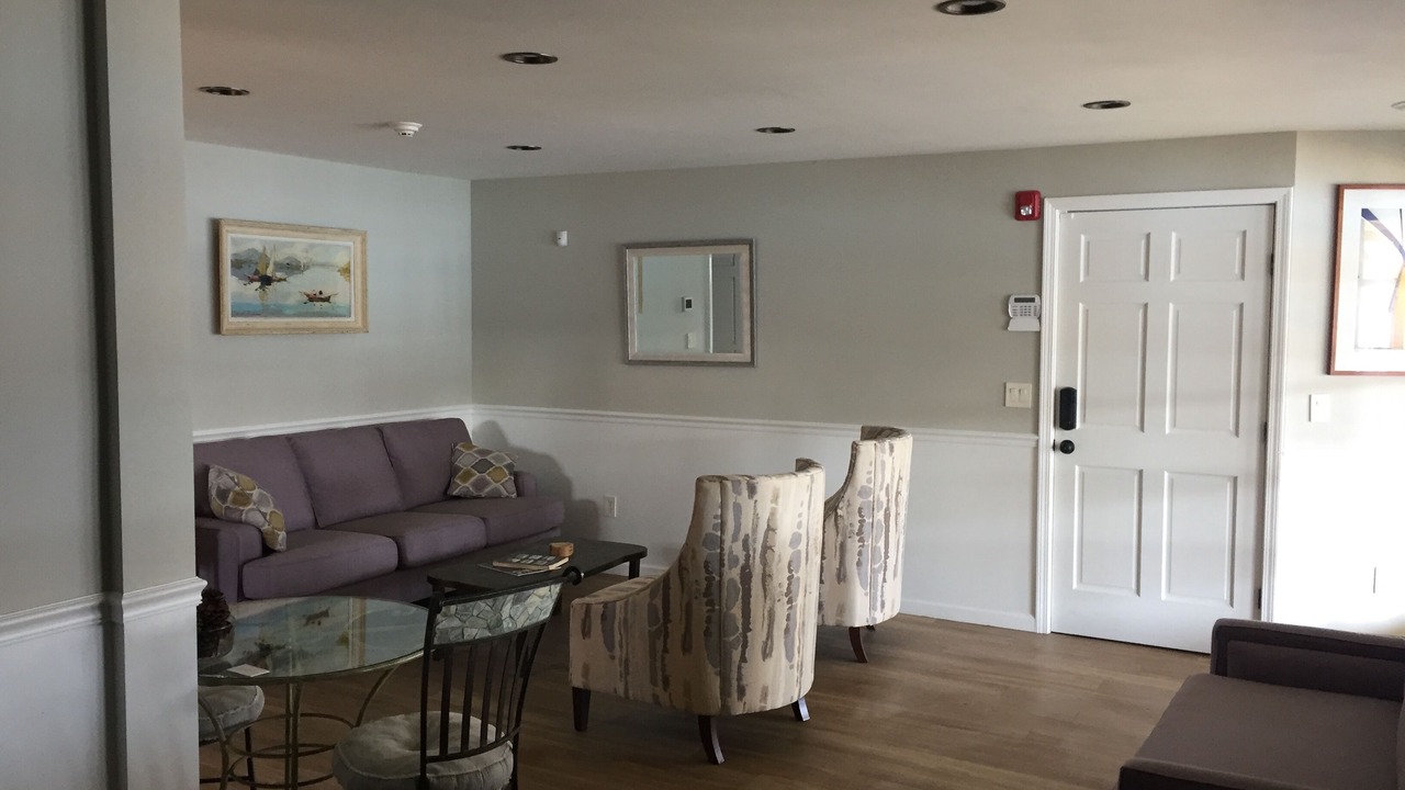 Photo of Livingroom in Hammondsport