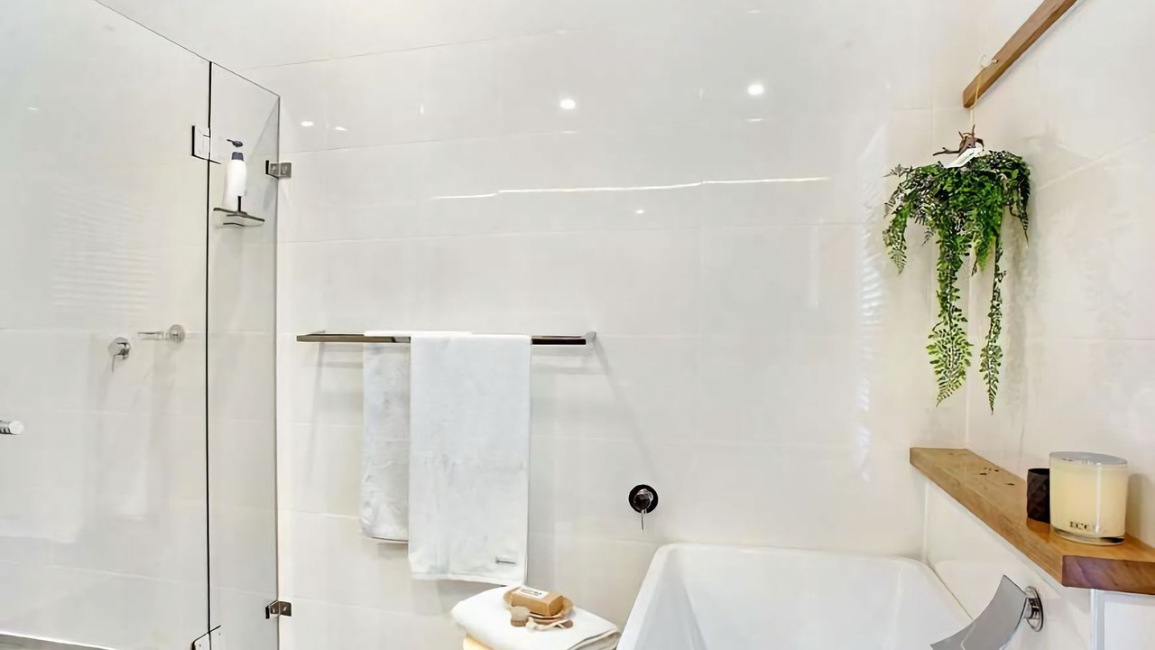 Photo of Bathroom in Katoomba