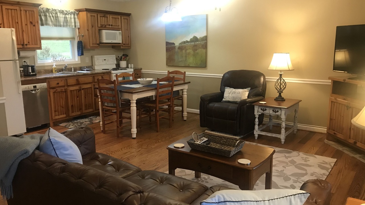 Photo of Livingroom in Piper Gap