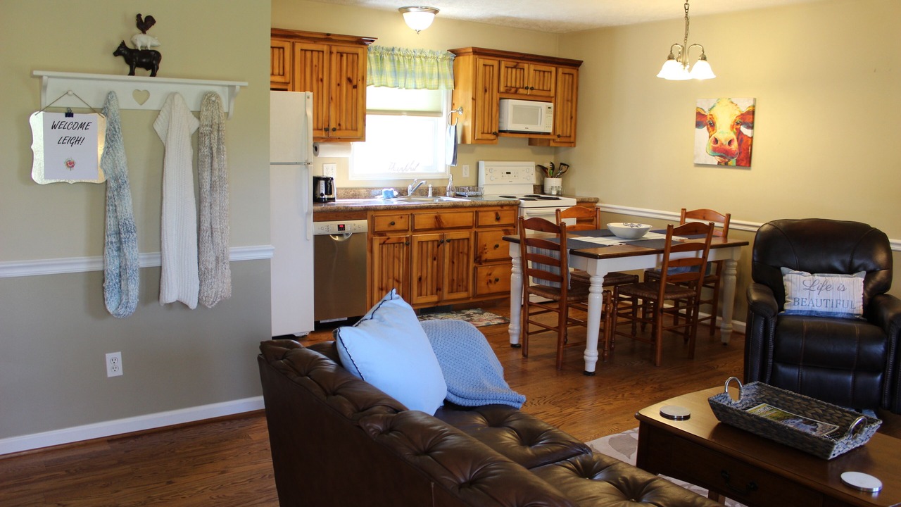 Photo of Livingroom in Piper Gap