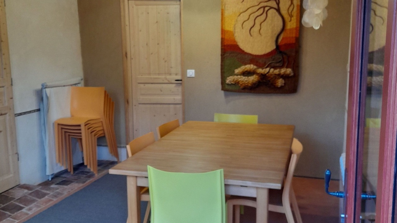 Photo of Others in Druyes-les-Belles-Fontaines