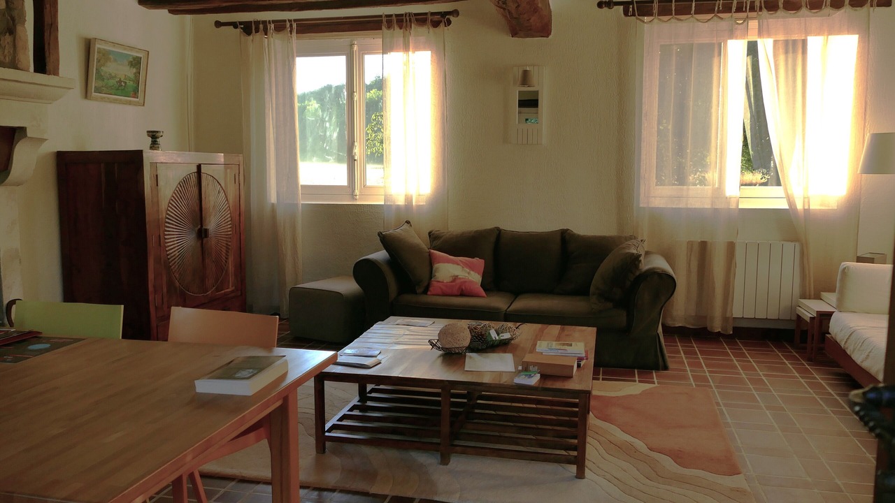Photo of Livingroom in Druyes-les-Belles-Fontaines
