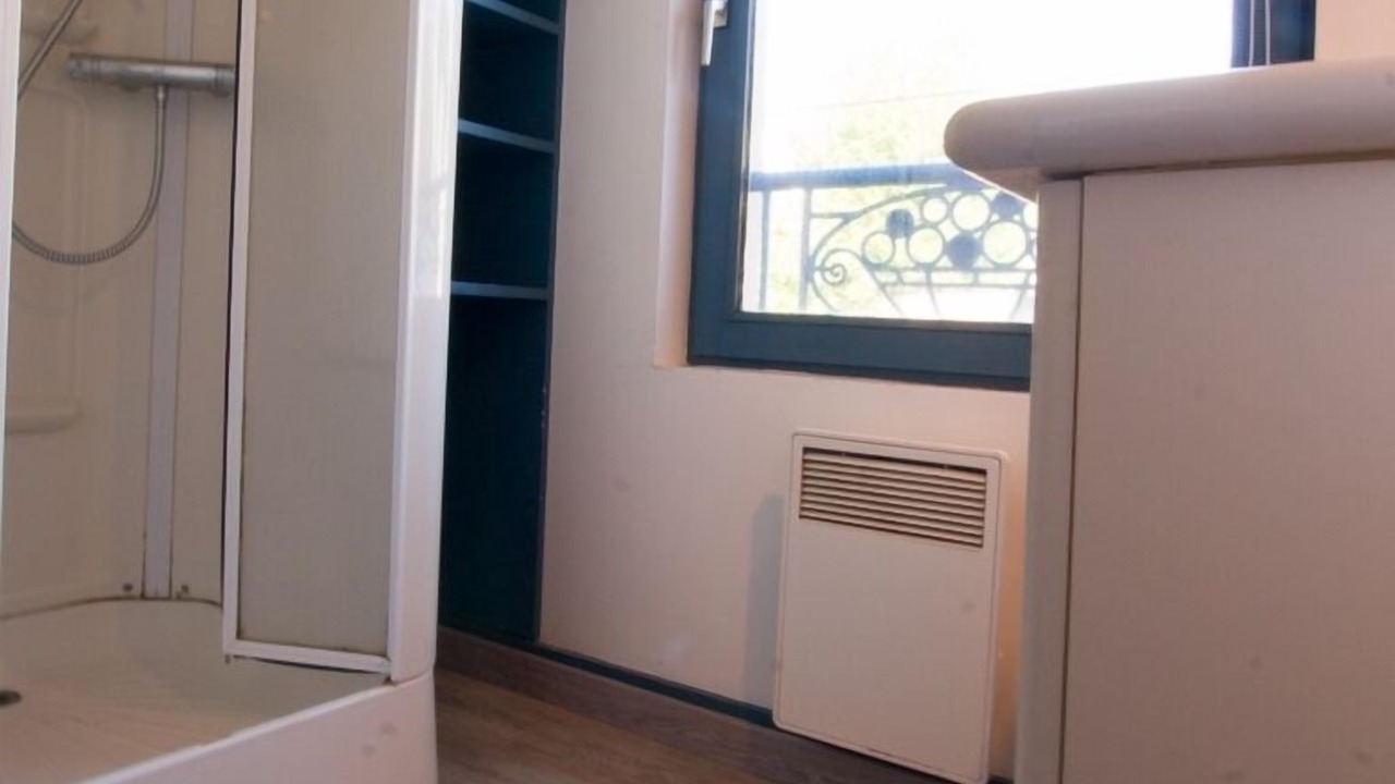 Photo of Bathroom in Morgat