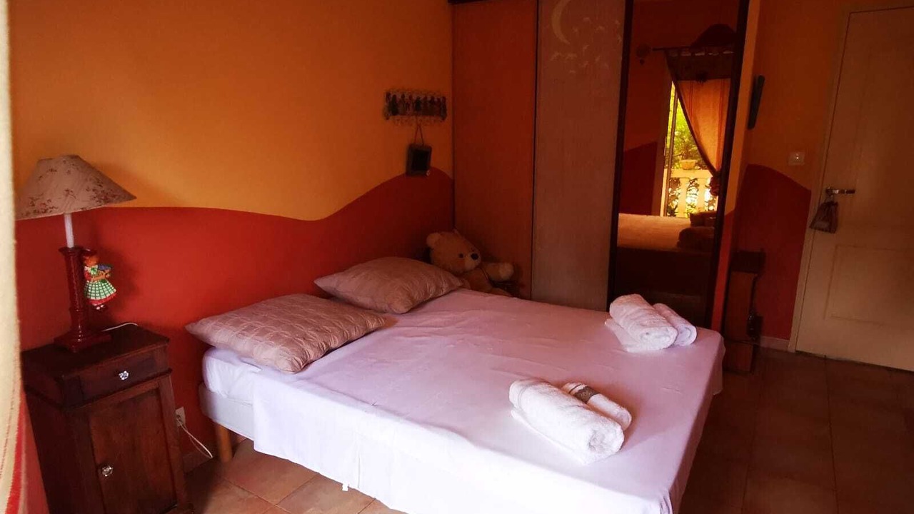 Photo of Bedroom in Paulhan
