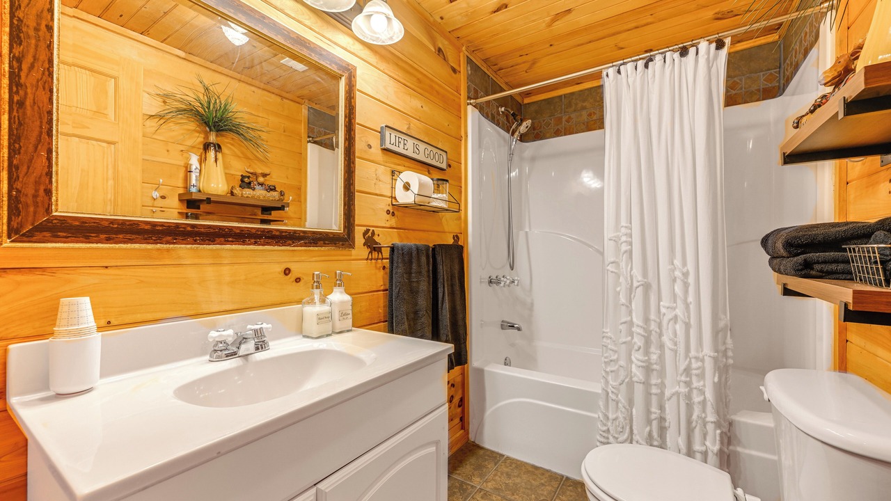 Photo of Bathroom in Bryson City