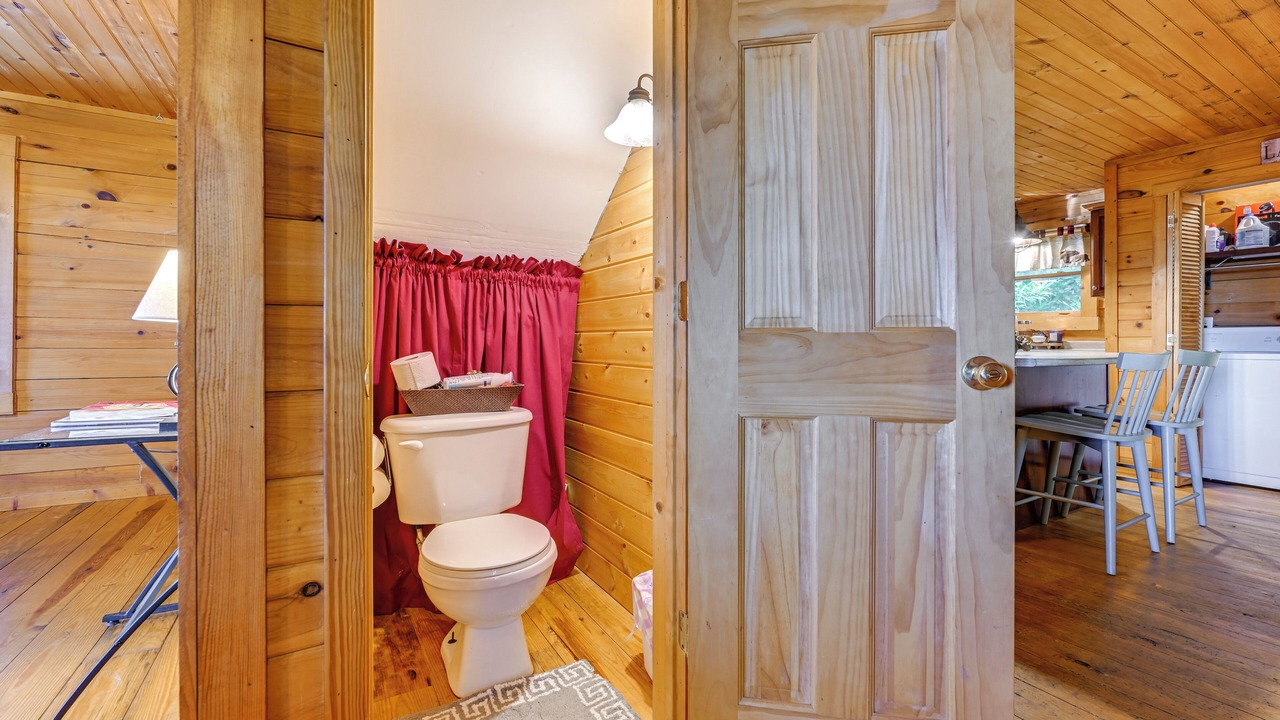 Photo of Bathroom in Bryson City
