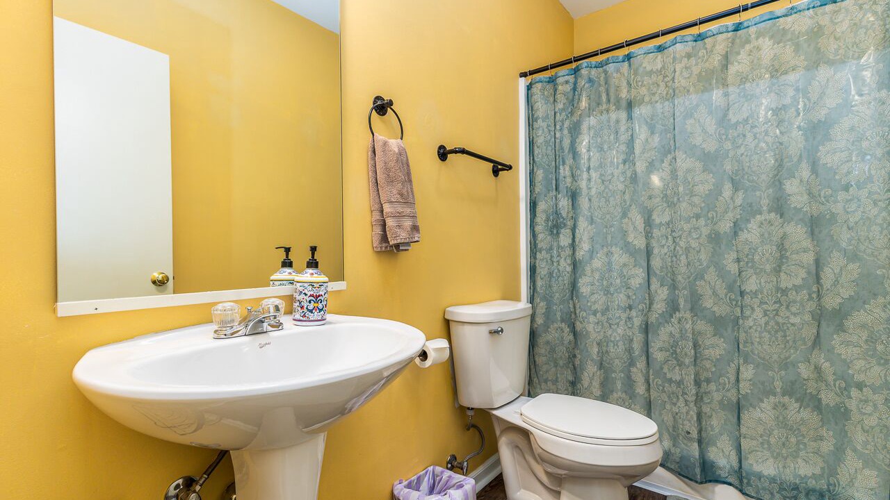 Photo of Bathroom in Galena