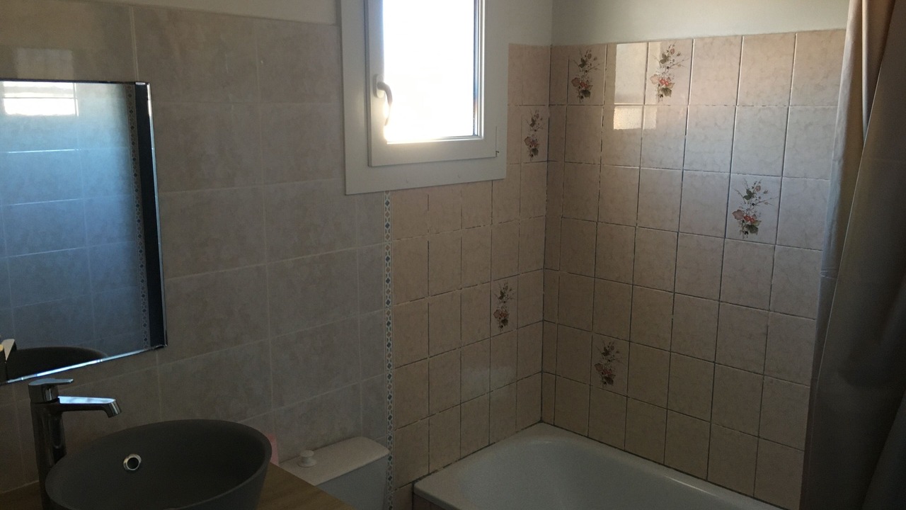 Photo of Bathroom in Sigean