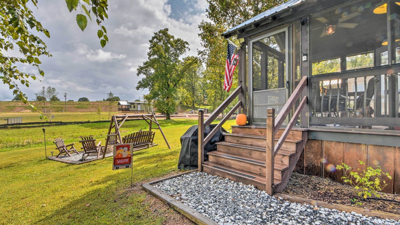 Photo of Outdoor in Morganton