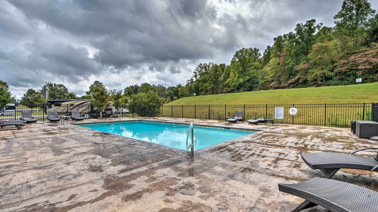 Photo of Others in Morganton