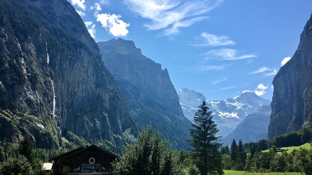 Photo of Patio Balcony in Lauterbrunnen