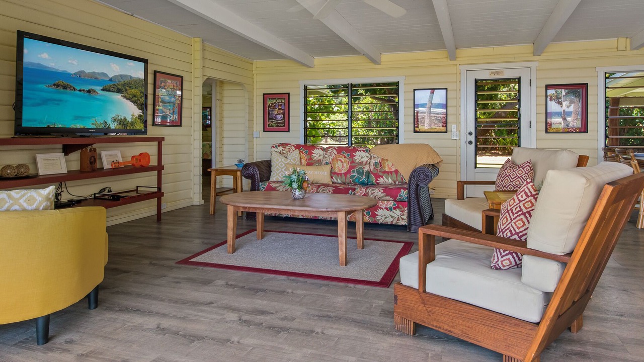 Photo of Livingroom in Kamuela