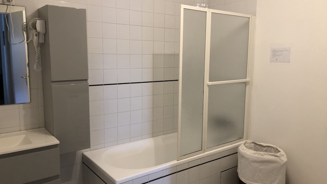 Photo of Bathroom in Dormans