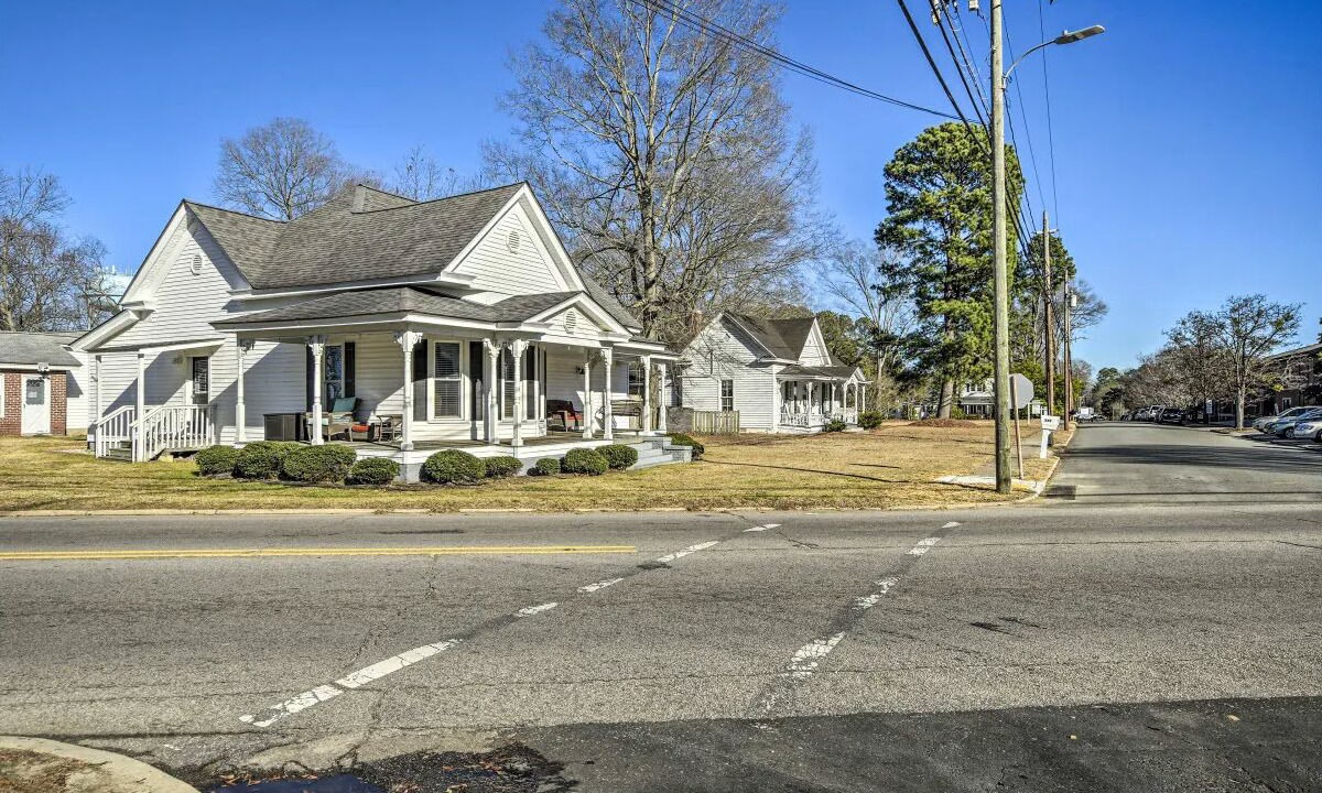 Photo of Outdoor in Wendell