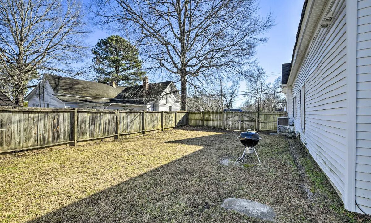 Photo of Outdoor in Wendell