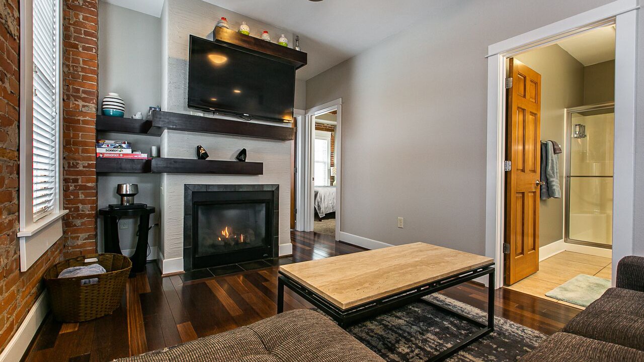 Photo of Livingroom in Dubuque