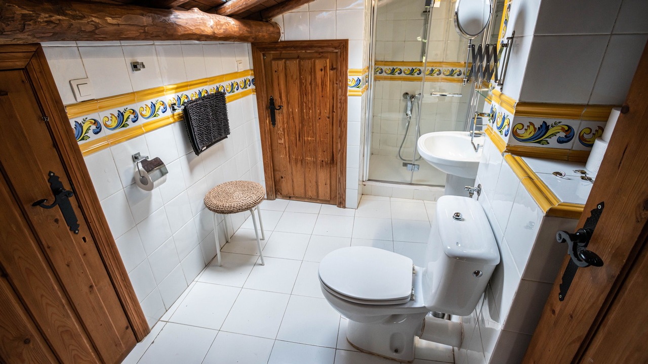 Photo of Bathroom in Robledillo de Gata