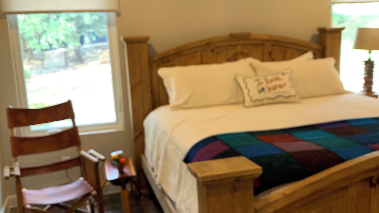 Photo of Bedroom in Canyon Lake