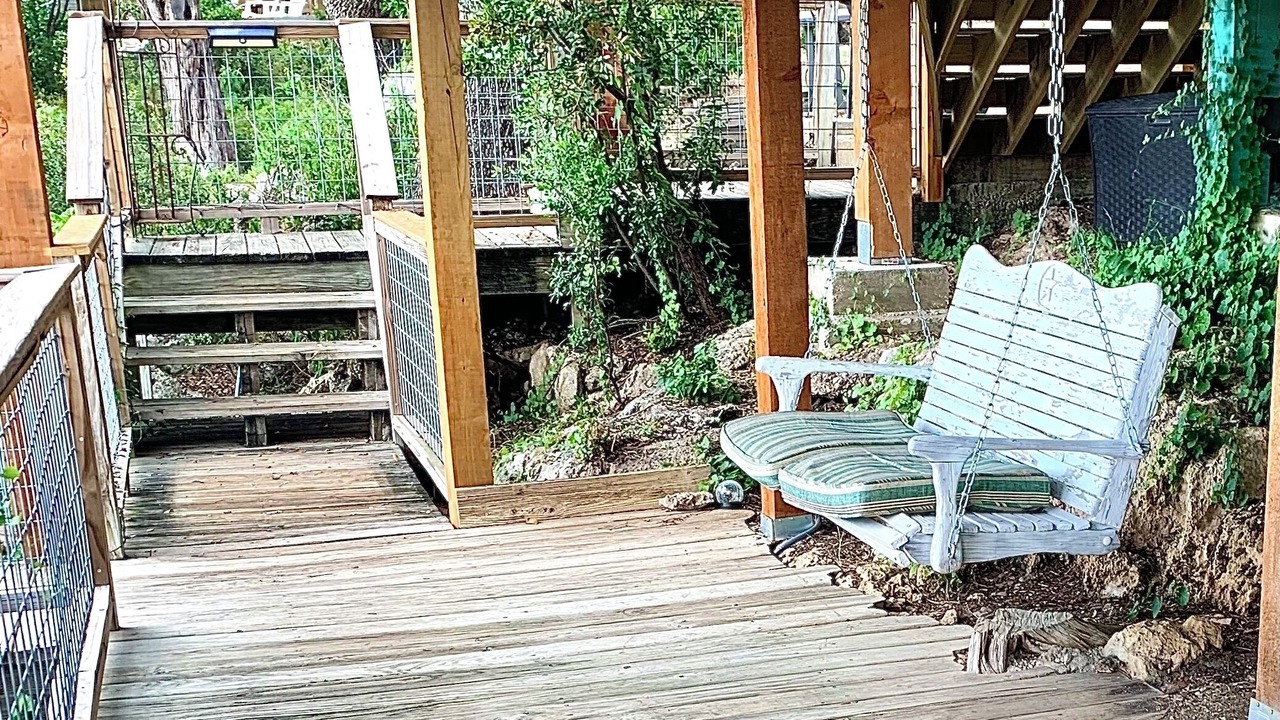 Photo of Patio Balcony in Canyon Lake