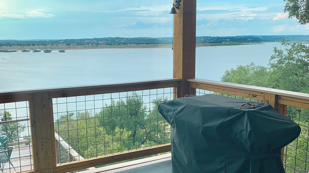 Photo of Outdoor in Canyon Lake