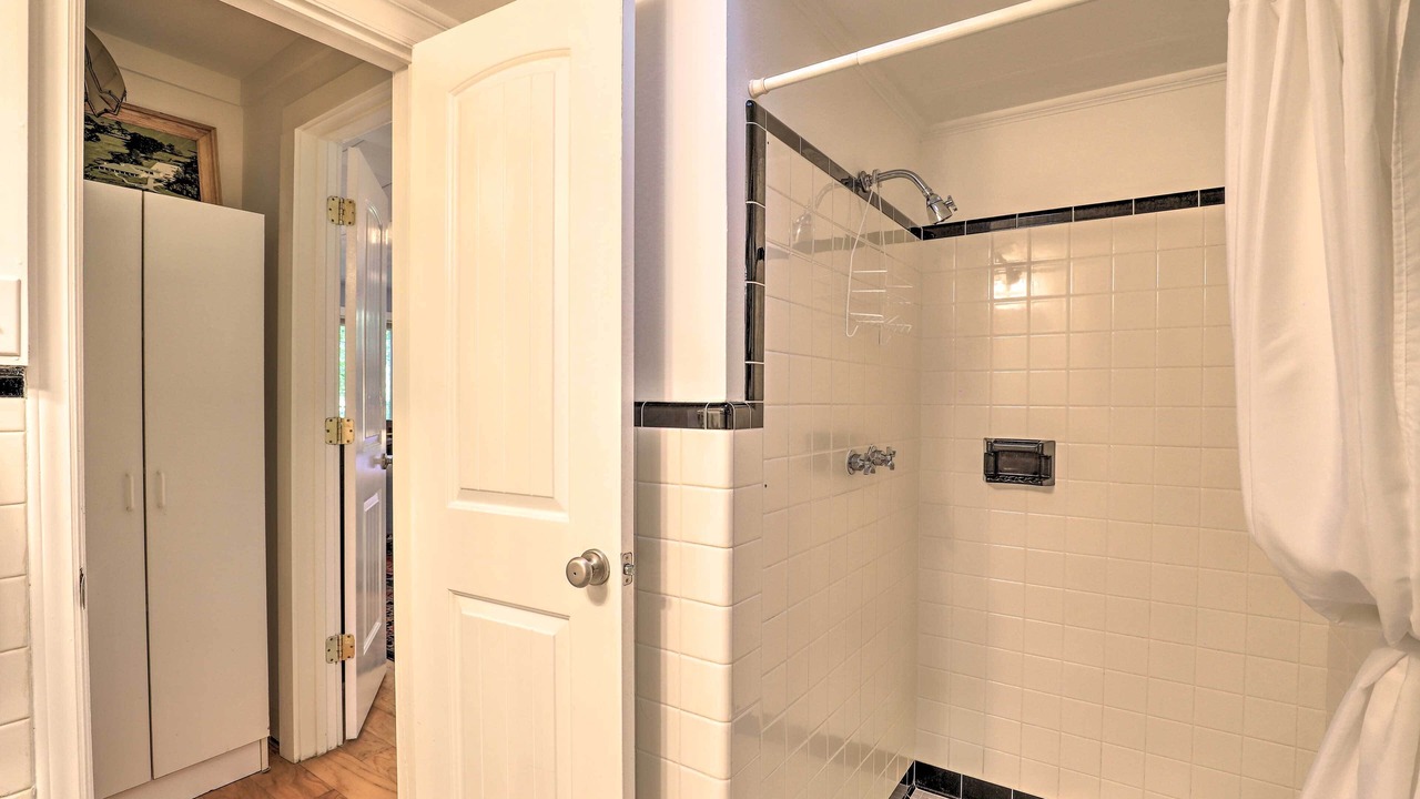Photo of Bathroom in Lynn