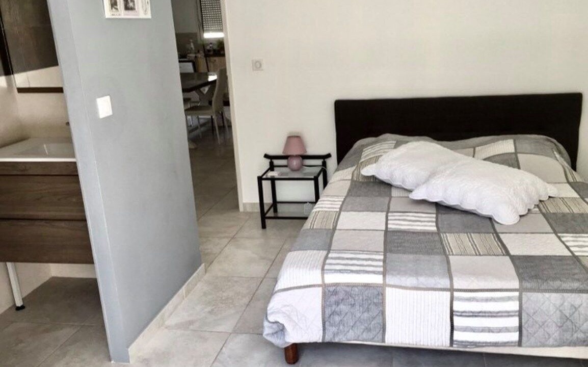Photo of Bedroom in Roquemaure