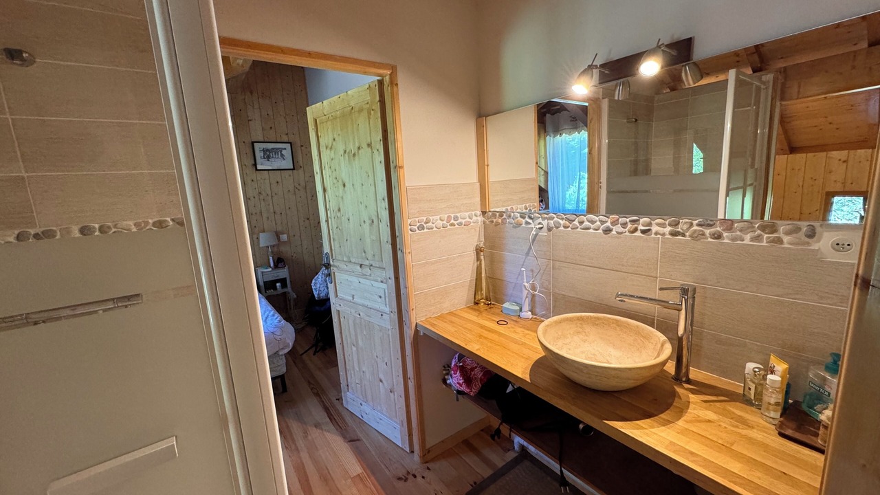 Photo of Bathroom in Chorges