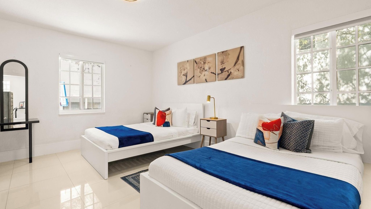 Photo of Bedroom in West Avenue