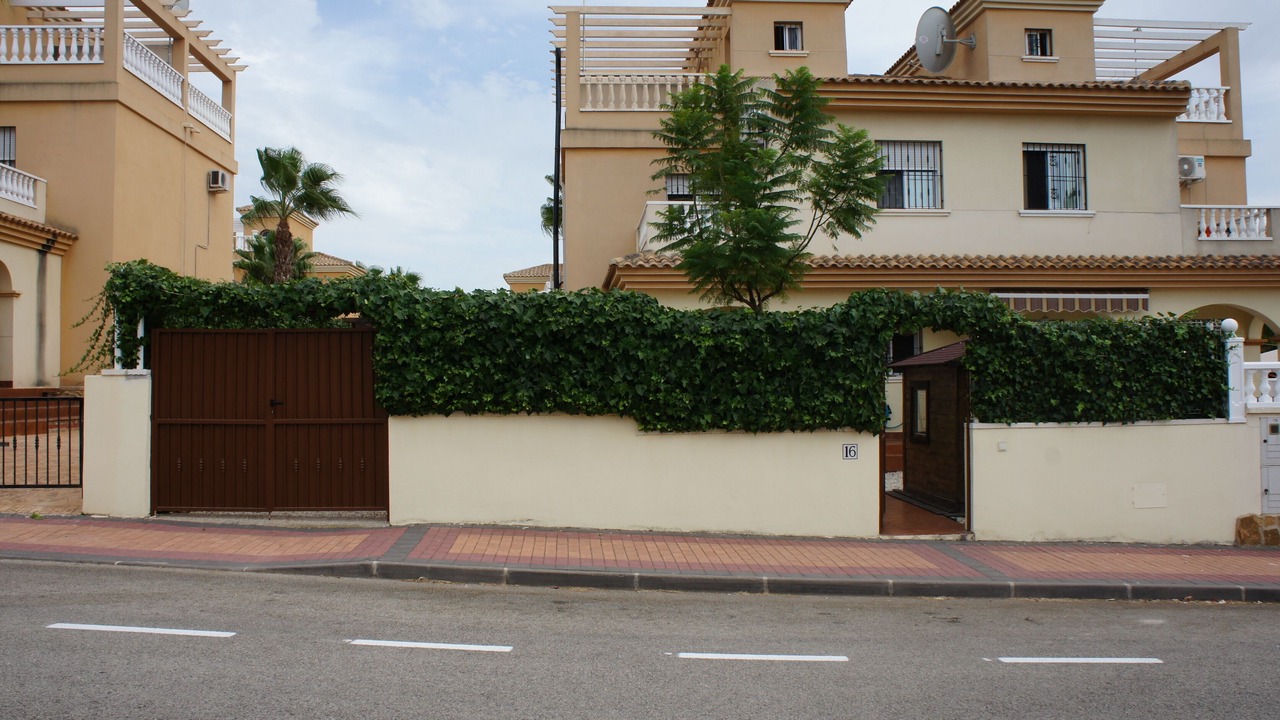 Photo of Outdoor in Lo Crispin