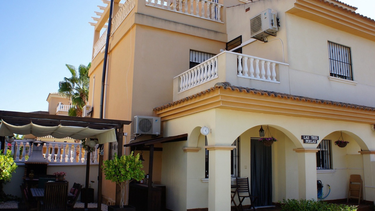 Photo of Outdoor in Lo Crispin
