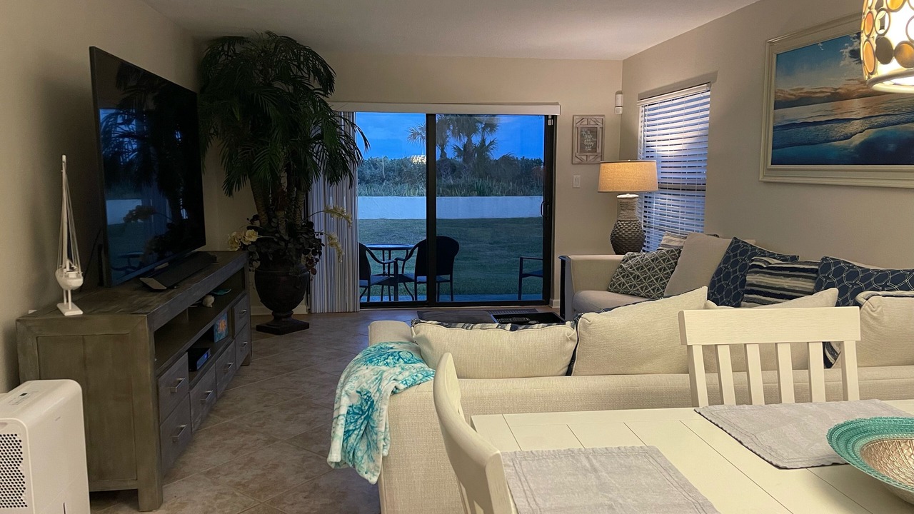 Photo of Bedroom in Cocoa Beach