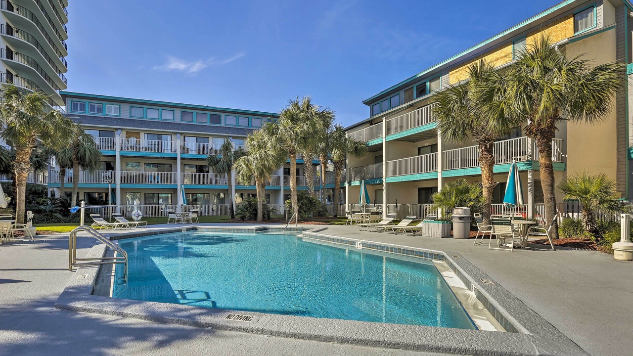 Photo of Outdoor in Biltmore Beach