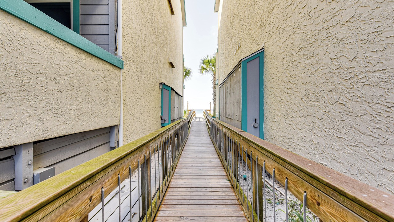 Photo of Outdoor in Biltmore Beach
