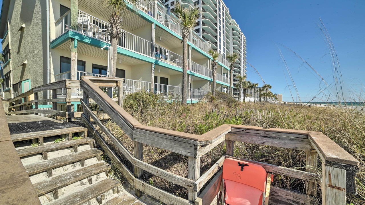 Photo of Outdoor in Biltmore Beach