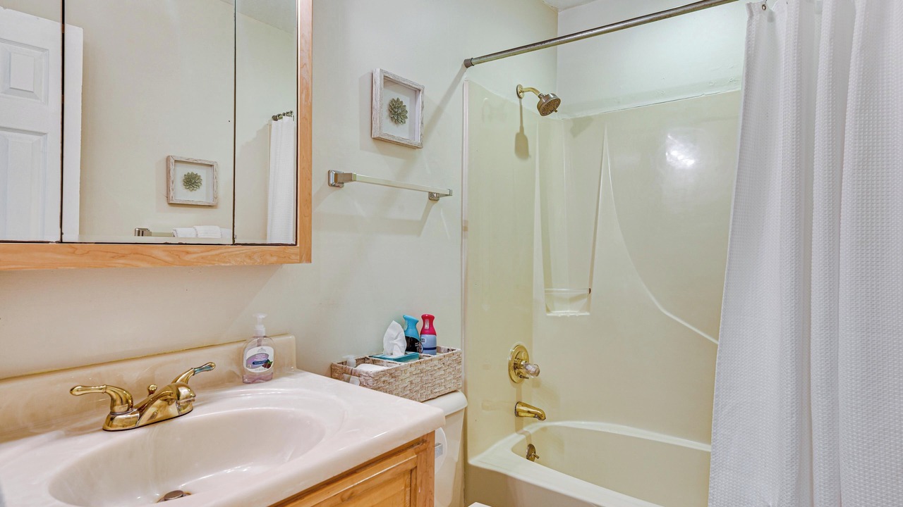 Photo of Bathroom in Biltmore Beach