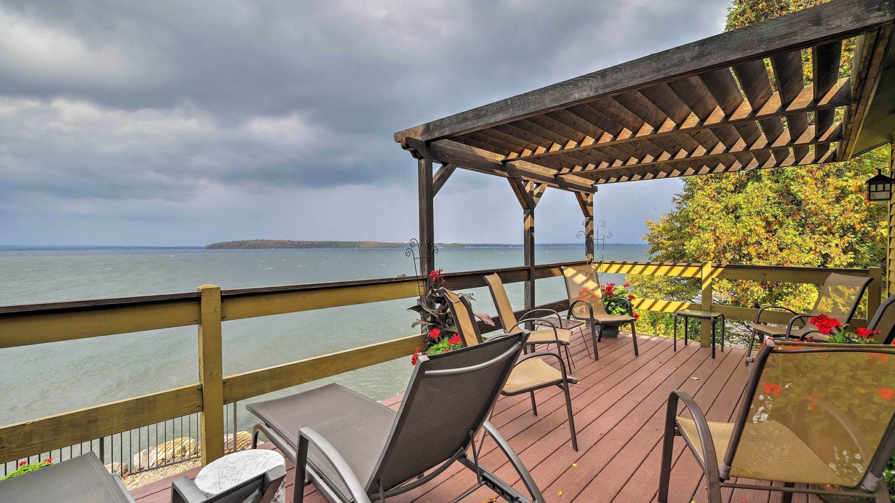 Photo of Patio Balcony in North Hero