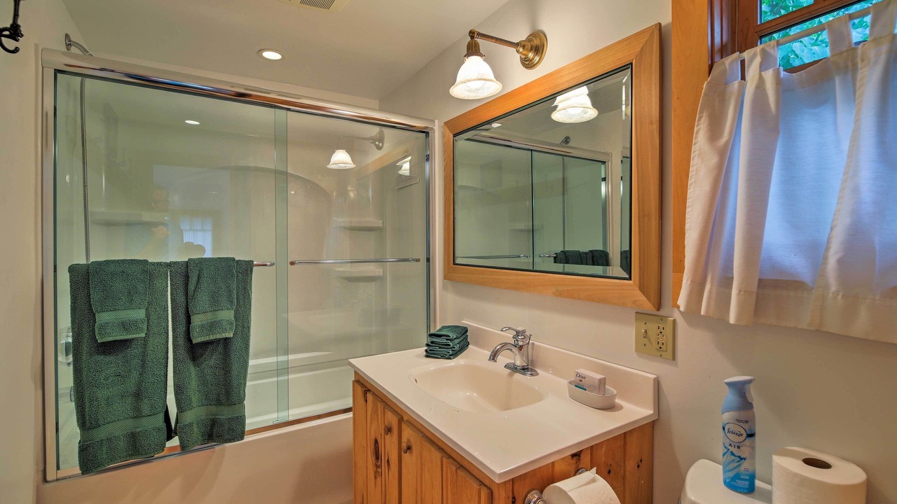 Photo of Bathroom in North Hero